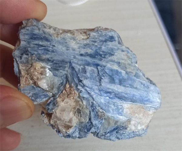 藍晶石晶體結構分析 藍晶石放射性檢測